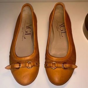 AGL Attilio Giusti Leombruni Tan Beige Leather ballet Flats US EUR  37 US 5.5